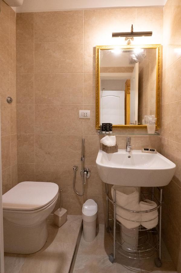 Venus Inn Rome Guest House Extérieur photo